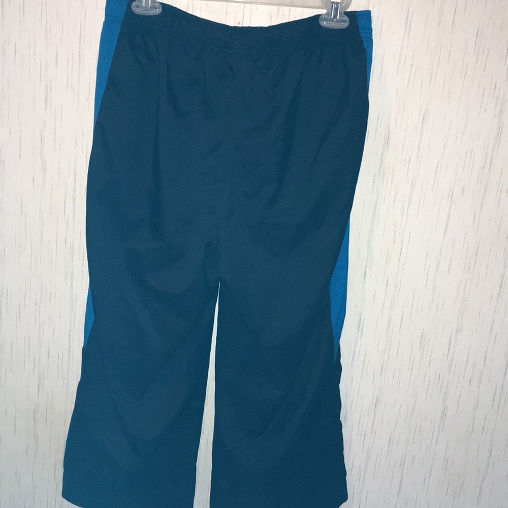 D-2 Reebok Capris - Picture 2 of 6